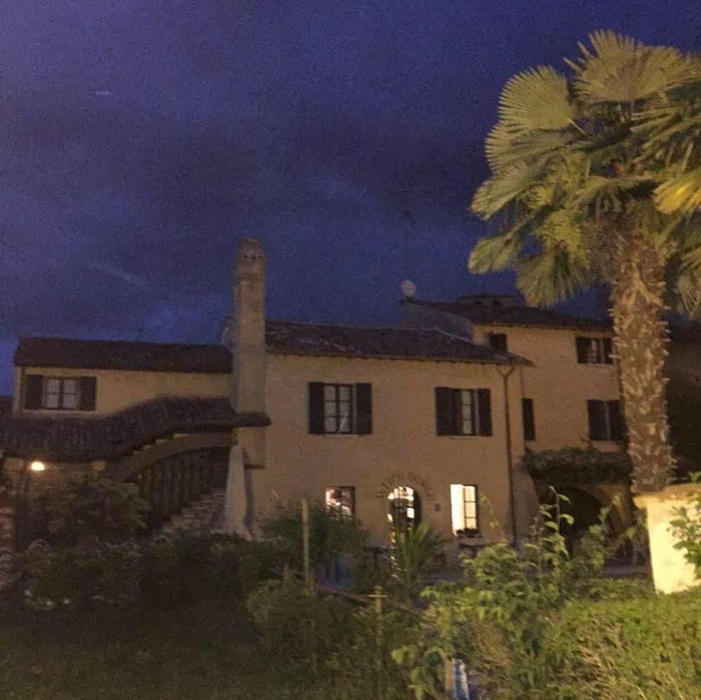 Castellaro  Antico Borgo B&B 외부 사진